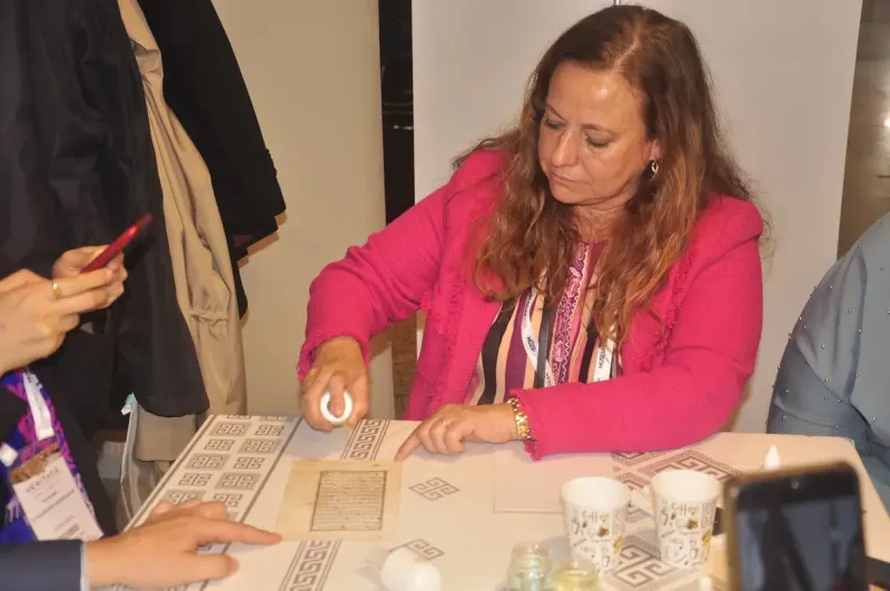 Présentation de matériaux de restauration au salon Heritage Istanbul 2023